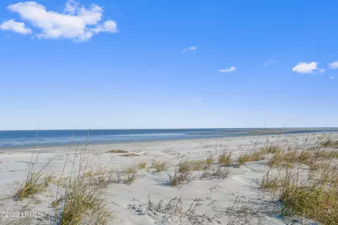 66 Harbor Dr N, Saint Helena Island, SC 29920