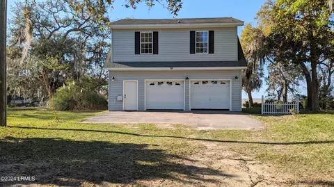 60 Scipio Rd, Beaufort, SC 29906