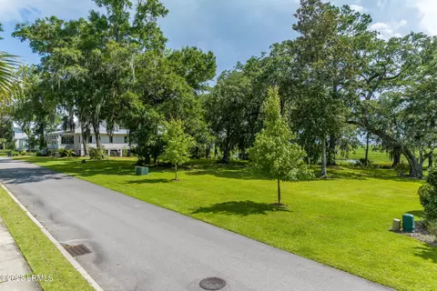 59 River Pl, Beaufort, SC 29906 photo 6