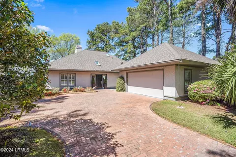 738 N Reeve Rd, Saint Helena Island, SC 29920