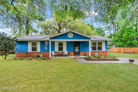 15 Tucker Ave, Beaufort, SC 29907