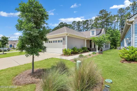 223 Blue Jay Ln, Bluffton, SC 29909