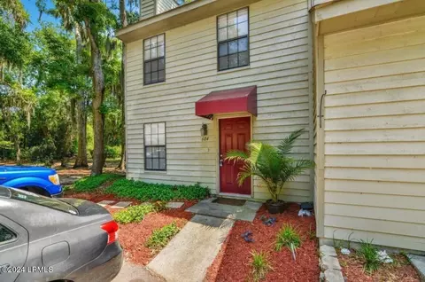 604 Island Pines Dr, Port Royal, SC 29935