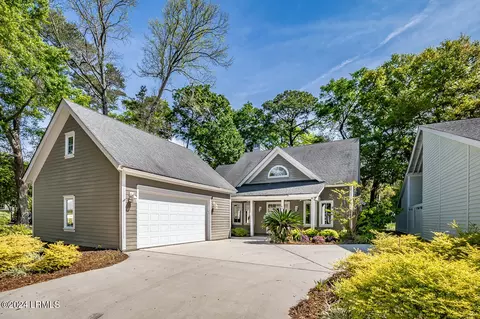 465 Bb Sams Dr, Saint Helena Island, SC 29920