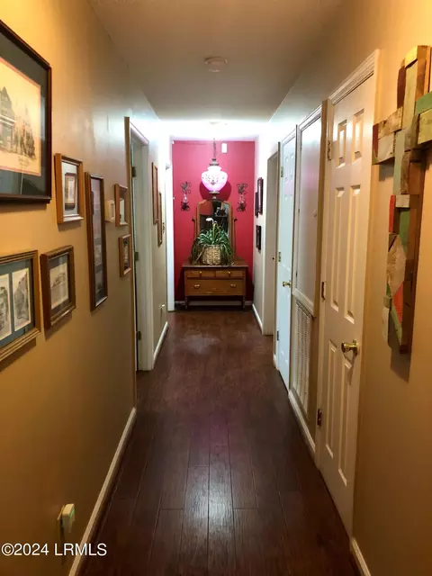 Entry Way - 1202 Holly St W, Hampton, SC 29924 photo 1 of 1