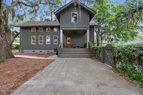 1302 Charles St, Beaufort, SC 29902