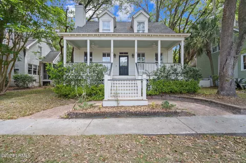 25 Bostick Cir, Beaufort, SC 29902