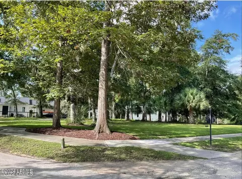 1 Old Bethel, Beaufort, SC 29906