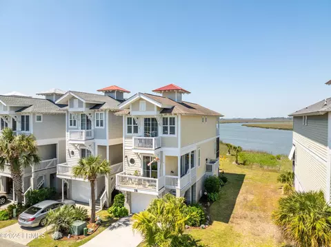29 Quarterdeck Ln, Fripp Island, SC 29920
