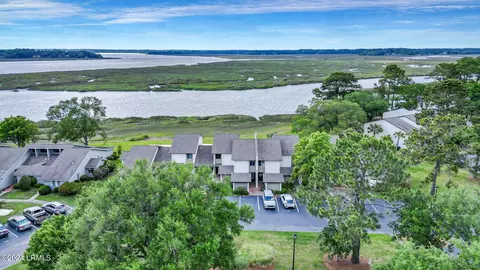8 Marsh Harbor Dr # E, Beaufort, SC 29907
