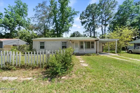 2908 2nd St, Beaufort, SC 29902