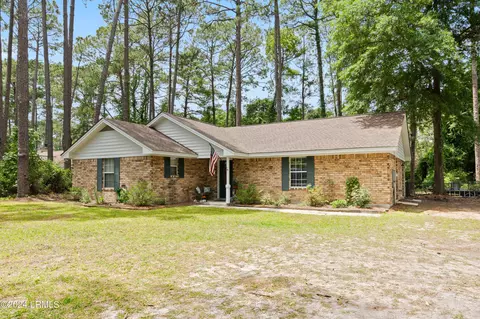481 Sams Point Rd, Beaufort, SC 29907