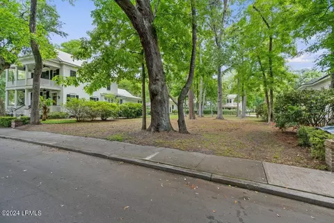 11 Little Jane Way, Beaufort, SC 29906