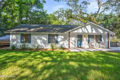 1110 Coleman Ln, Beaufort, SC 29902