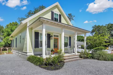 610 Pilot St, Beaufort, SC 29902