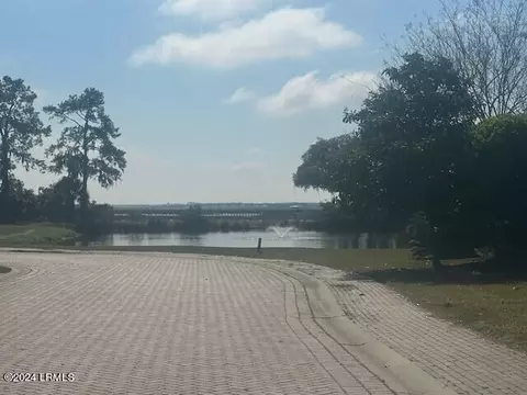 47 Sommer Lake Dr, Beaufort, SC 29902