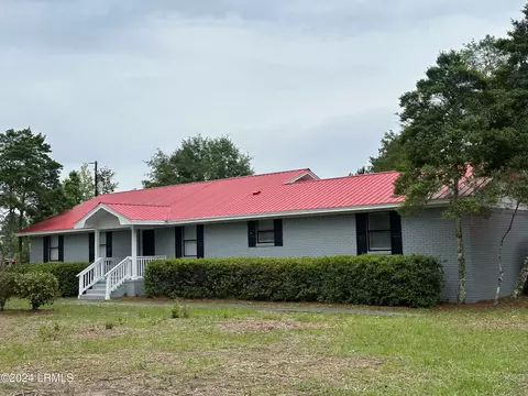 2050 Walterboro Hwy, Varnville, SC 29944