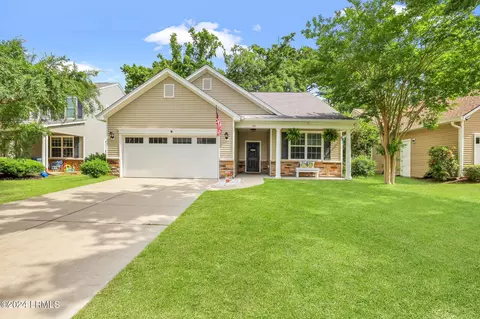 40 Cedar Creek Cir, Beaufort, SC 29906