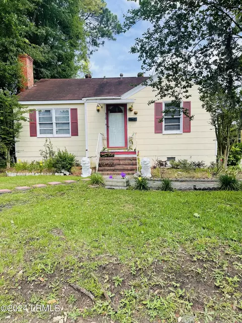 510 Goebel Ave, Savannah, GA 31404