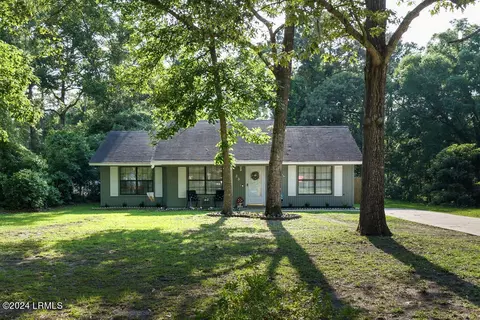 23 Calico Ct, Beaufort, SC 29906