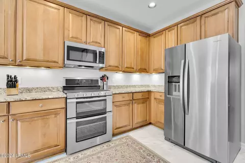 Kitchen - 163 Pinecrest Cir, Bluffton, SC 29910 photo 3 of 3