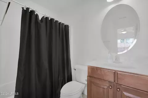 Bath - 163 Pinecrest Cir, Bluffton, SC 29910 photo 4 of 4