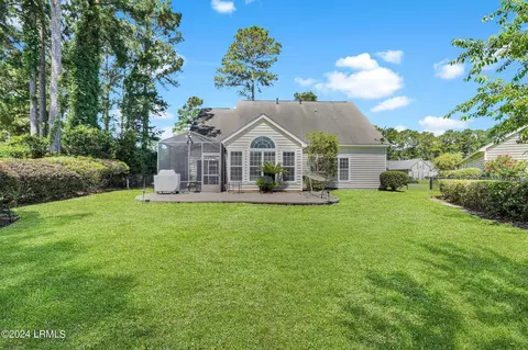 Exterior - 163 Pinecrest Cir, Bluffton, SC 29910 photo 3 of 5