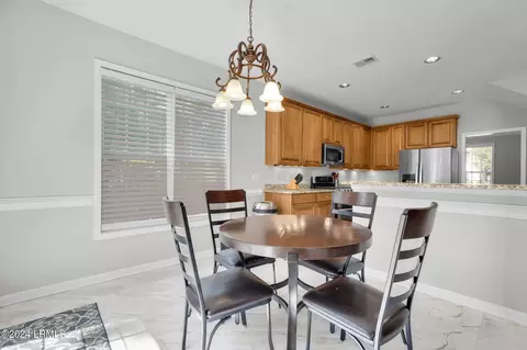 Dining - 163 Pinecrest Cir, Bluffton, SC 29910 photo 5 of 7