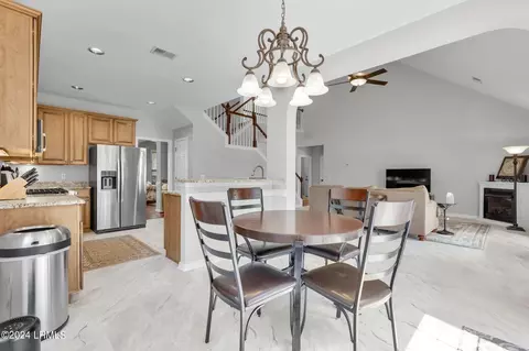 Dining - 163 Pinecrest Cir, Bluffton, SC 29910 photo 7 of 7
