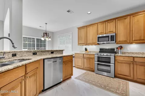 Kitchen - 163 Pinecrest Cir, Bluffton, SC 29910 photo 1 of 3