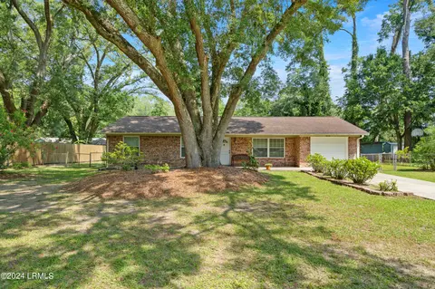 6005 Morning Mist Dr, Beaufort, SC 29906