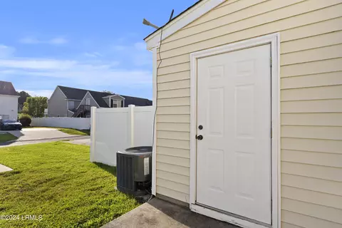228 College Ln, Bluffton, SC 29909 photo 20