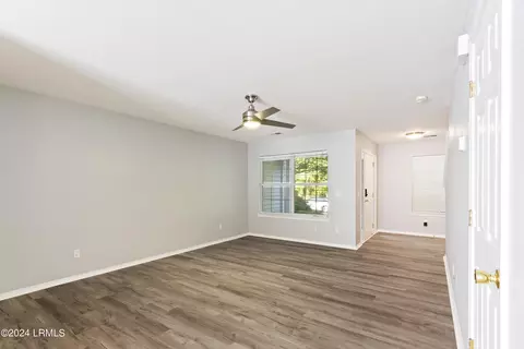 228 College Ln, Bluffton, SC 29909 photo 6