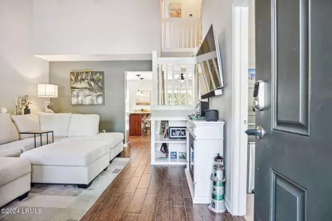 230 South St, Bluffton, SC 29910