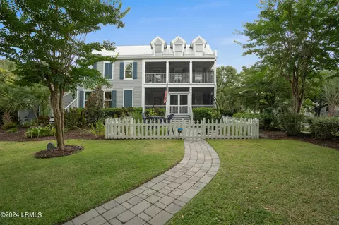 114 Bryan Dr, Beaufort, SC 29902