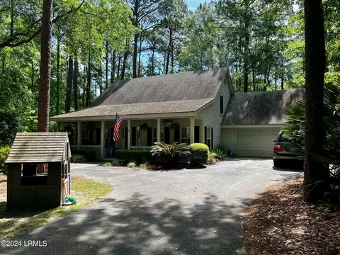 12 Warbler Ln, Hilton Head Island, SC 29926