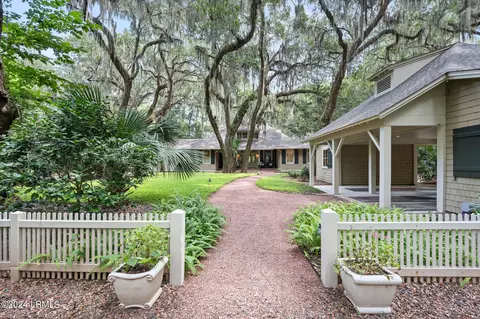 28 Bee Tree Dr, Okatie, SC 29909