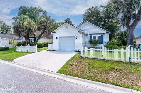 42 White Pond Blvd, Beaufort, SC 29902