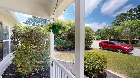 44 W Morningside Dr, Bluffton, SC 29910 photo 4
