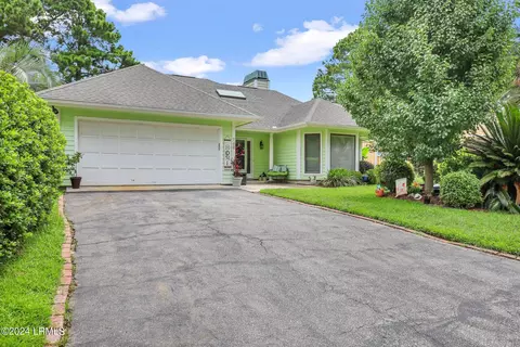 743 N Reeve Rd, Saint Helena Island, SC 29920