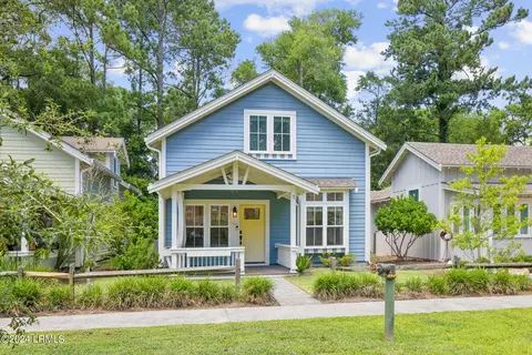 625 Spanish Wells Rd #5, Hilton Head Island, SC 29926