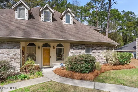 408 Joshua Ct, Beaufort, SC 29902