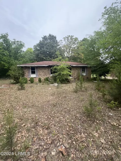 674 Meadow Field Rd, Gaston, SC 29053