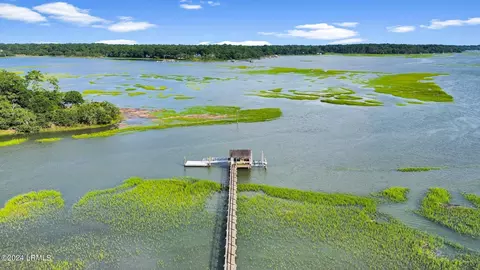 7 Sandy Ridge Rd, Beaufort, SC 29902
