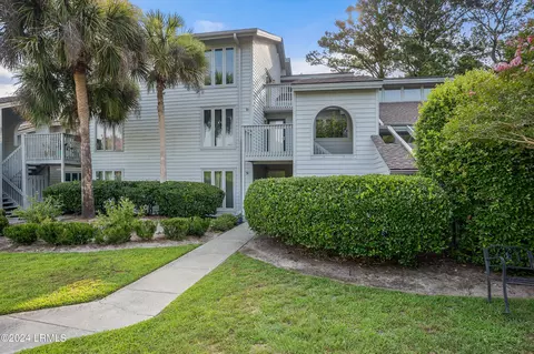9 Marsh Harbor Dr #F, Beaufort, SC 29907