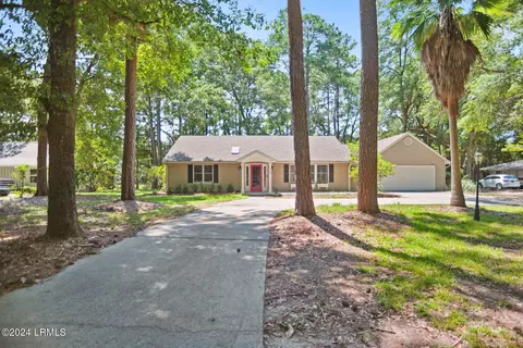 11 Webb Way, Beaufort, SC 29907