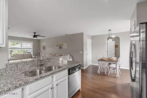 2 E Park Loop, Bluffton, SC 29910 photo 12
