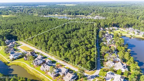 60 Okatie Bluff Rd, Okatie, SC 29909