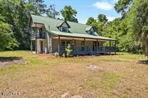 18 Dulamo Blf, Saint Helena Island, SC 29920