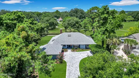 5 Gaspee Ct, Hilton Head Island, SC 29926